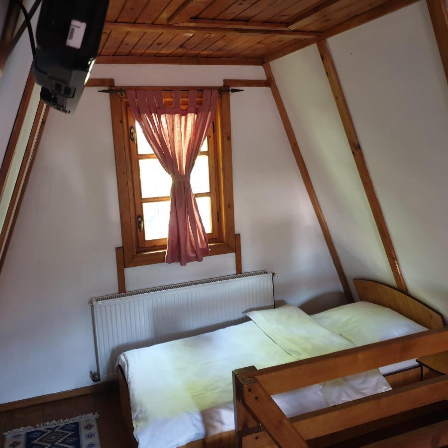 Cabane Сіная Екстер'єр фото