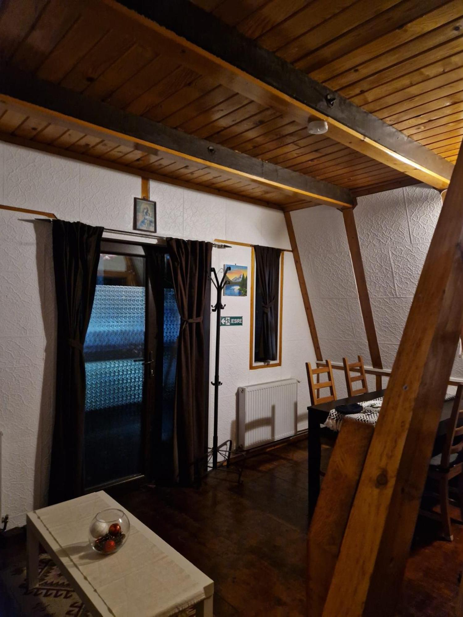 Cabane Сіная Екстер'єр фото